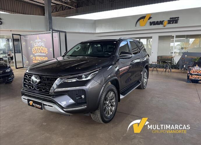 galeria HILUX SW4