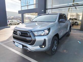 Toyota HILUX 2.8 D-4D TURBO DIESEL CD SR 4X4 AUTOMÁTICO