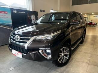 Toyota HILUX 2.8 SRX 4X4 16V TURBO INTERCOOLER DIESEL 4P AUTOMÁTICO