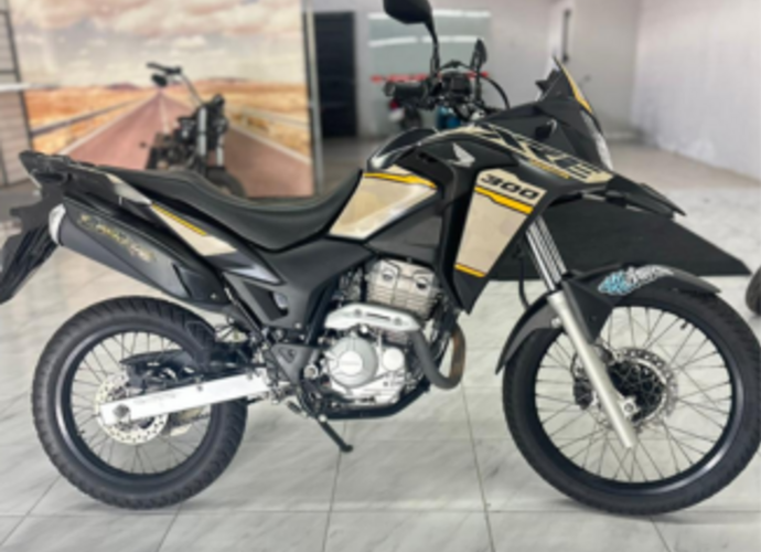 galeria XRE 300 ADVENTURE - SEMINOVOS