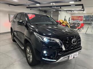 HILUX SW4 2.8 D-4D TURBO DIESEL SRX 7L 4X4 AUTOMÁTICO