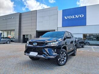 Toyota HILUX 2.8 D-4D TURBO DIESEL CD POWER PACK 4X4 AUTOMÁTICO