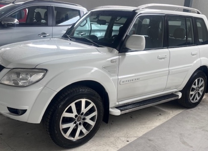 galeria PAJERO TR4 AT 4X2