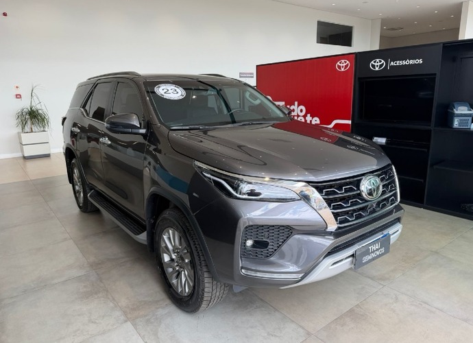 galeria HILUX SW4