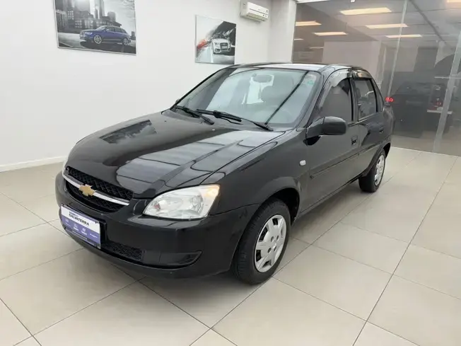 CLASSIC 1.0 MPFI LS 8V FLEX 4P MANUAL