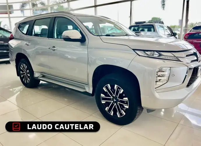 galeria PAJERO SPORT