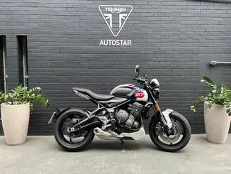 Triumph Trident 660 Triple Tribute