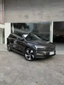 Volvo EX90 Twin Ultra P8