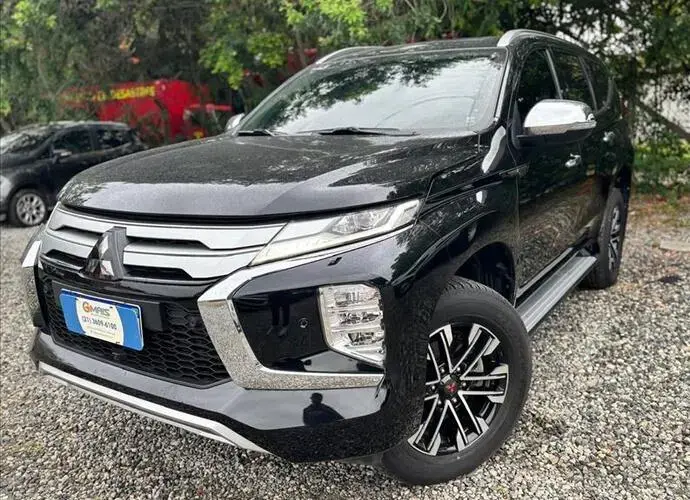 galeria PAJERO SPORT