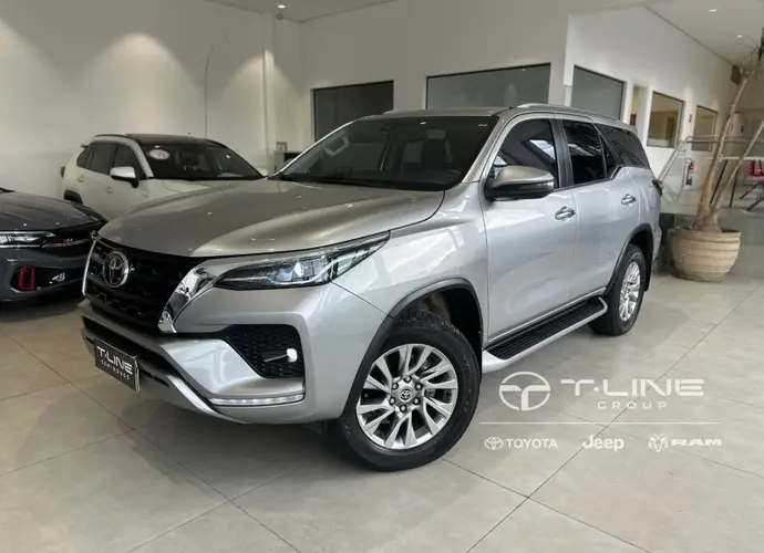 galeria HILUX SW4