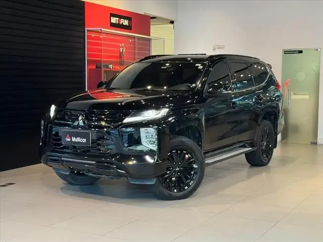 Mitsubishi PAJERO SPORT 2.4 16V MIVEC TURBO DIESEL LEGEND BLACK AWD AUTOMÁTICO