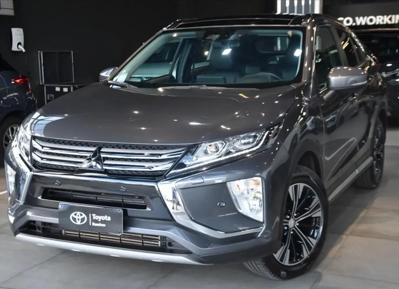 galeria ECLIPSE CROSS