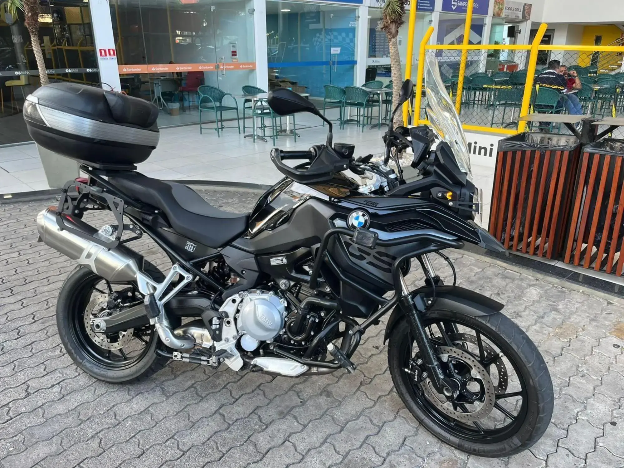 BMW F /F750 2023