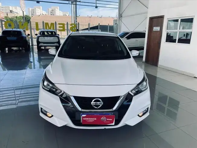 Nissan VERSA 1.6 16V FLEX ADVANCE XTRONIC