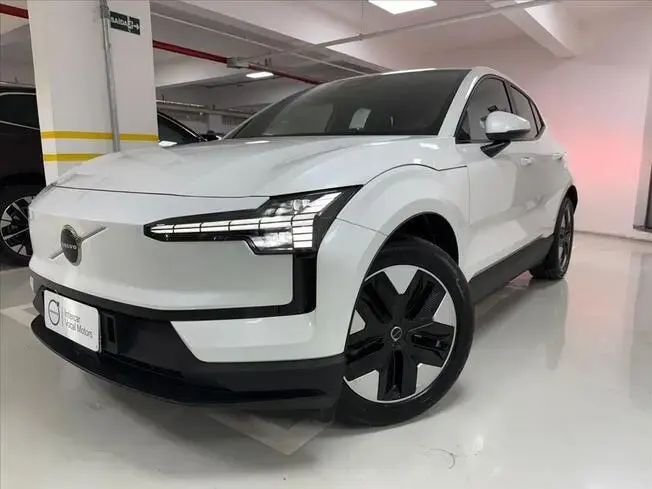 Volvo EX30 69 KW ELÉTRICO CORE