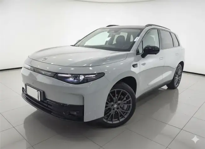 Leapmotor C10 28,4 KW REEV