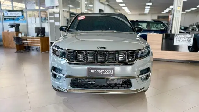 Jeep COMMANDER 2.0 HURRICANE 4 TURBO GASOLINA BLACKHAWK AT9