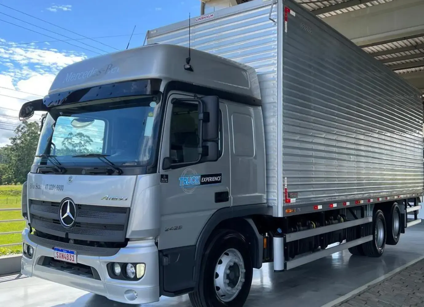 galeria ATEGO 2429 LEITO TETO ALTO