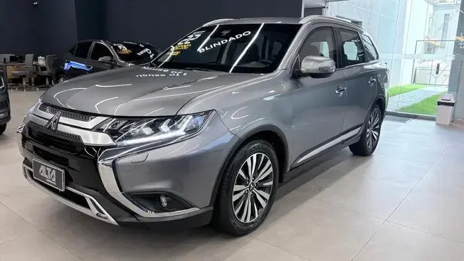 Outlander HPE-S 2.2 diesel 4WD (Aut)