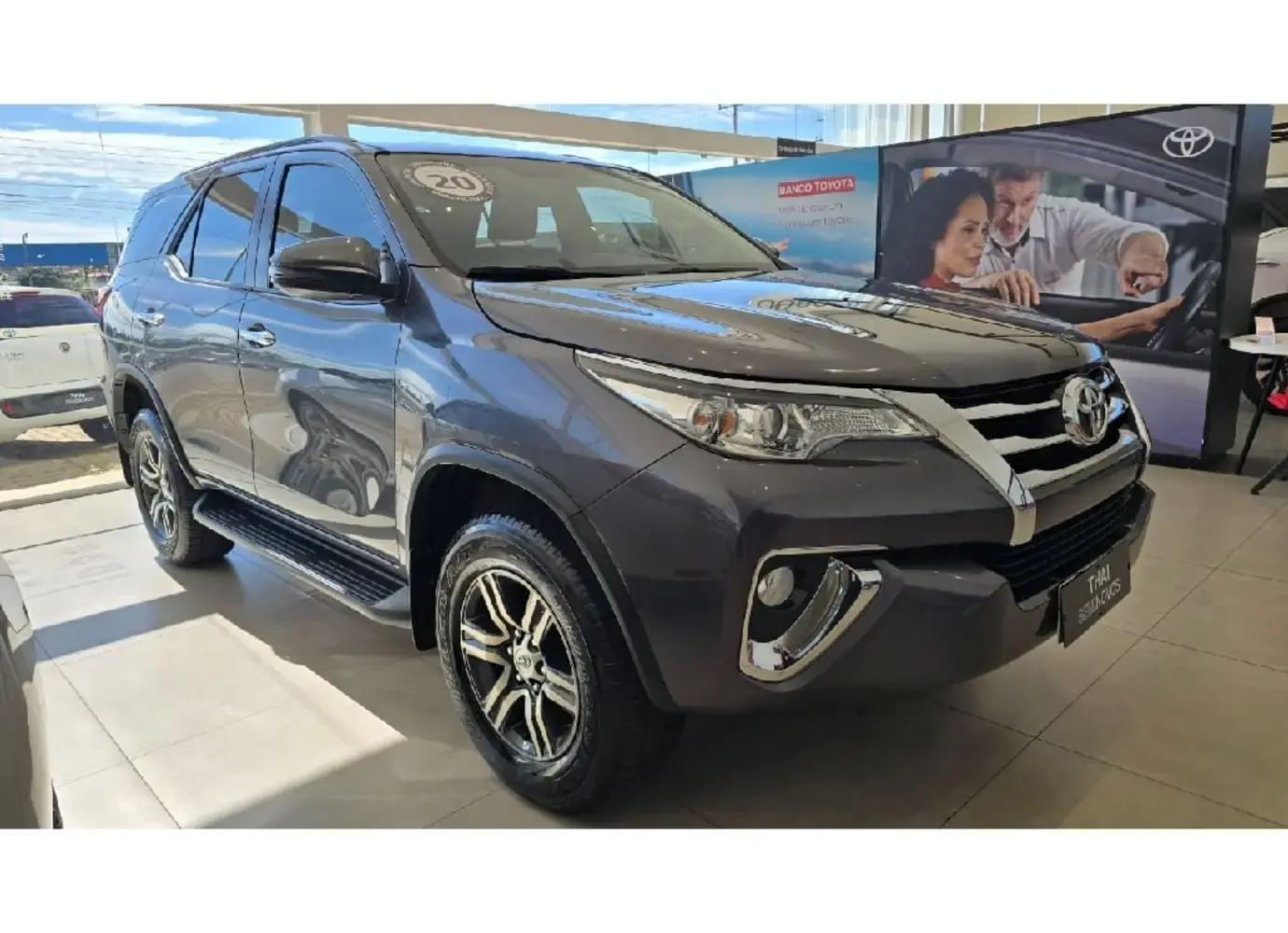 galeria HILUX SW4