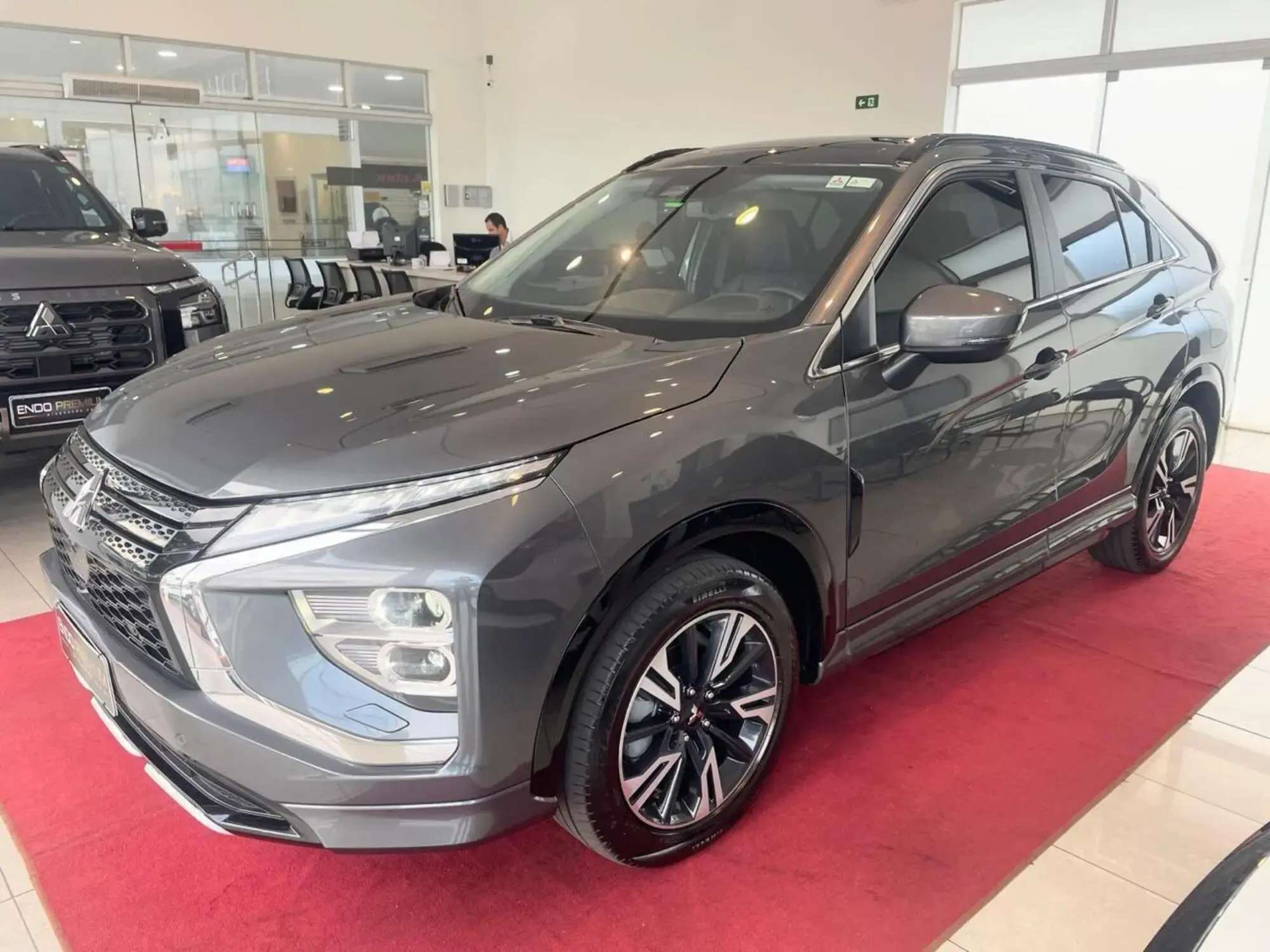 ECLIPSE CROSS HPE-S 1.5T 16v AUT.