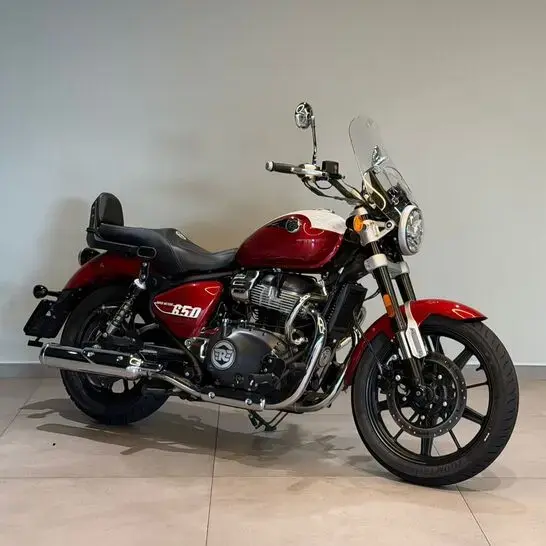 Royal Enfield Super Meteor Astral