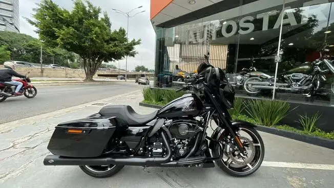 Harley Davidson Street Glide FLHX