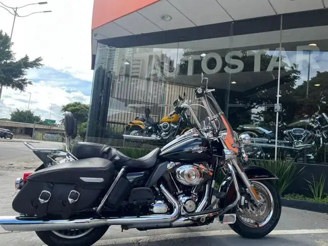 Harley Davidson Touring Road King Classic