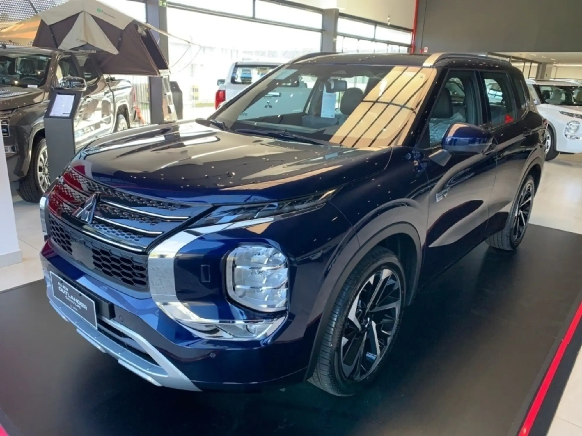 OUTLANDER 2.4 PHEV SIGNATURE S-AWC DHT