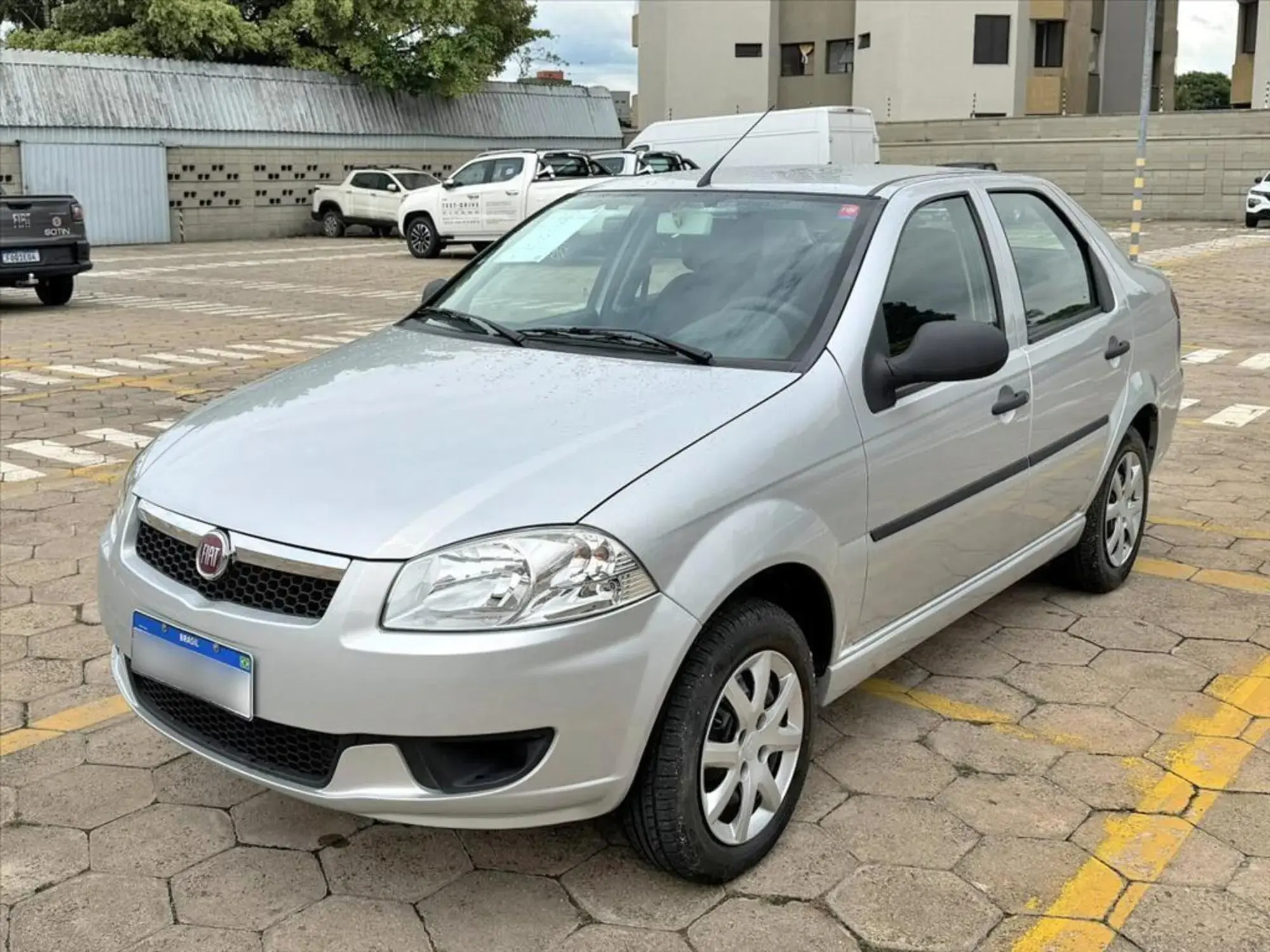 SIENA 1.0 MPI EL 8V FLEX 4P MANUAL