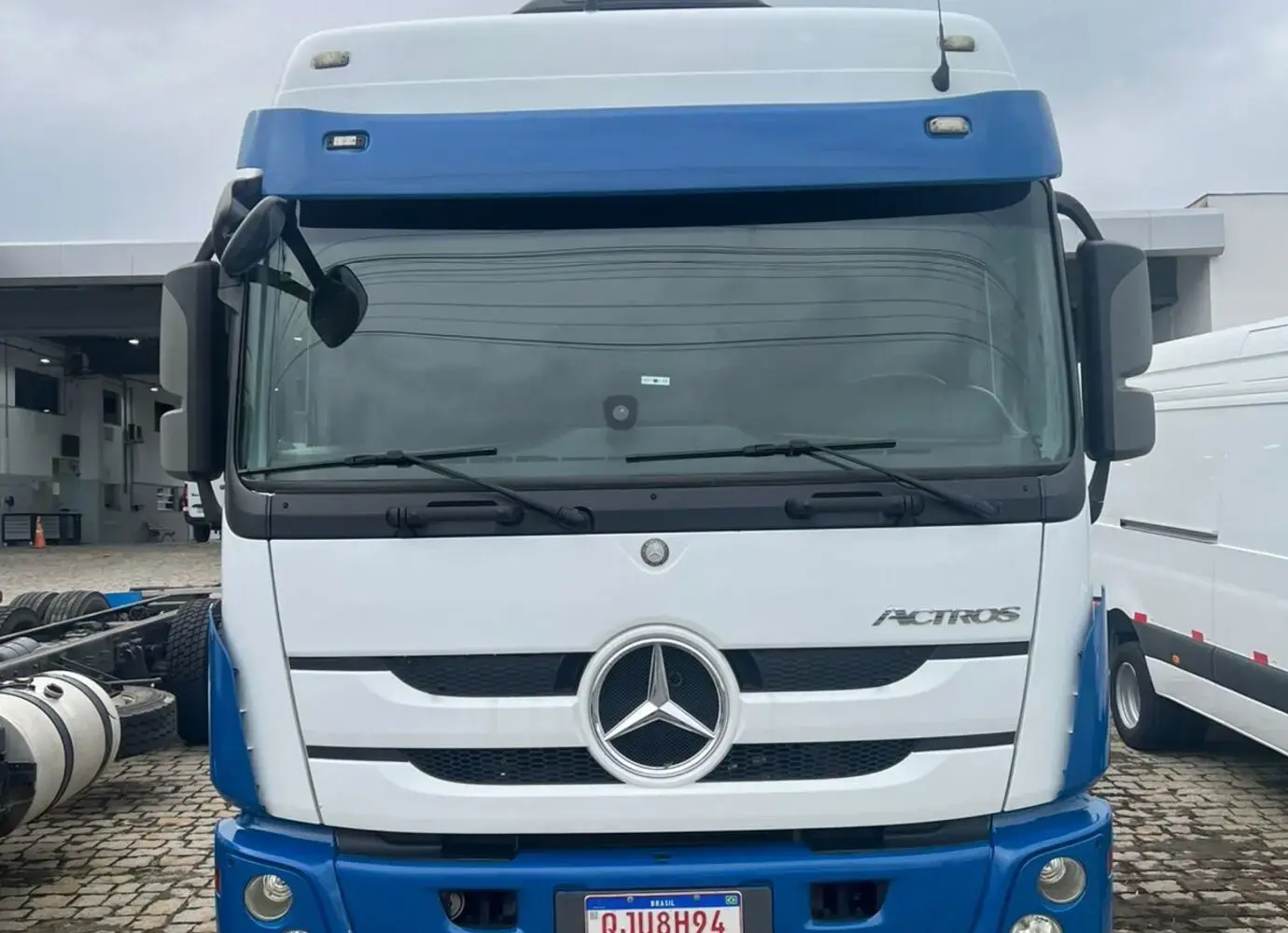 galeria ACTROS 2651 6X4