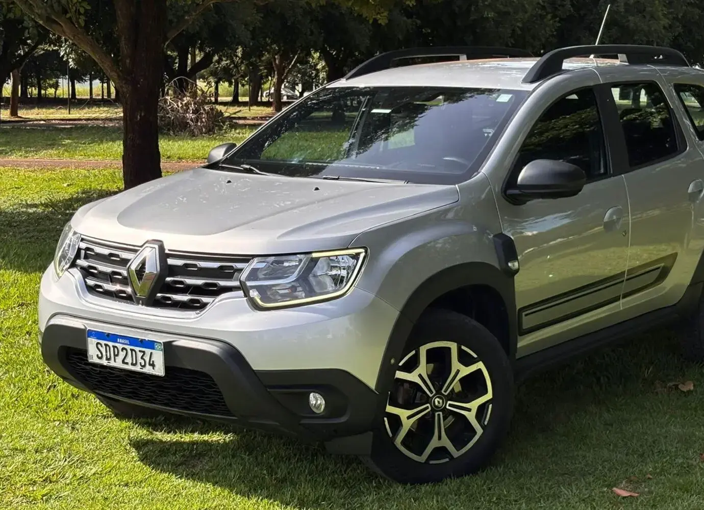 galeria RENALT DUSTER ICONIC 1.6