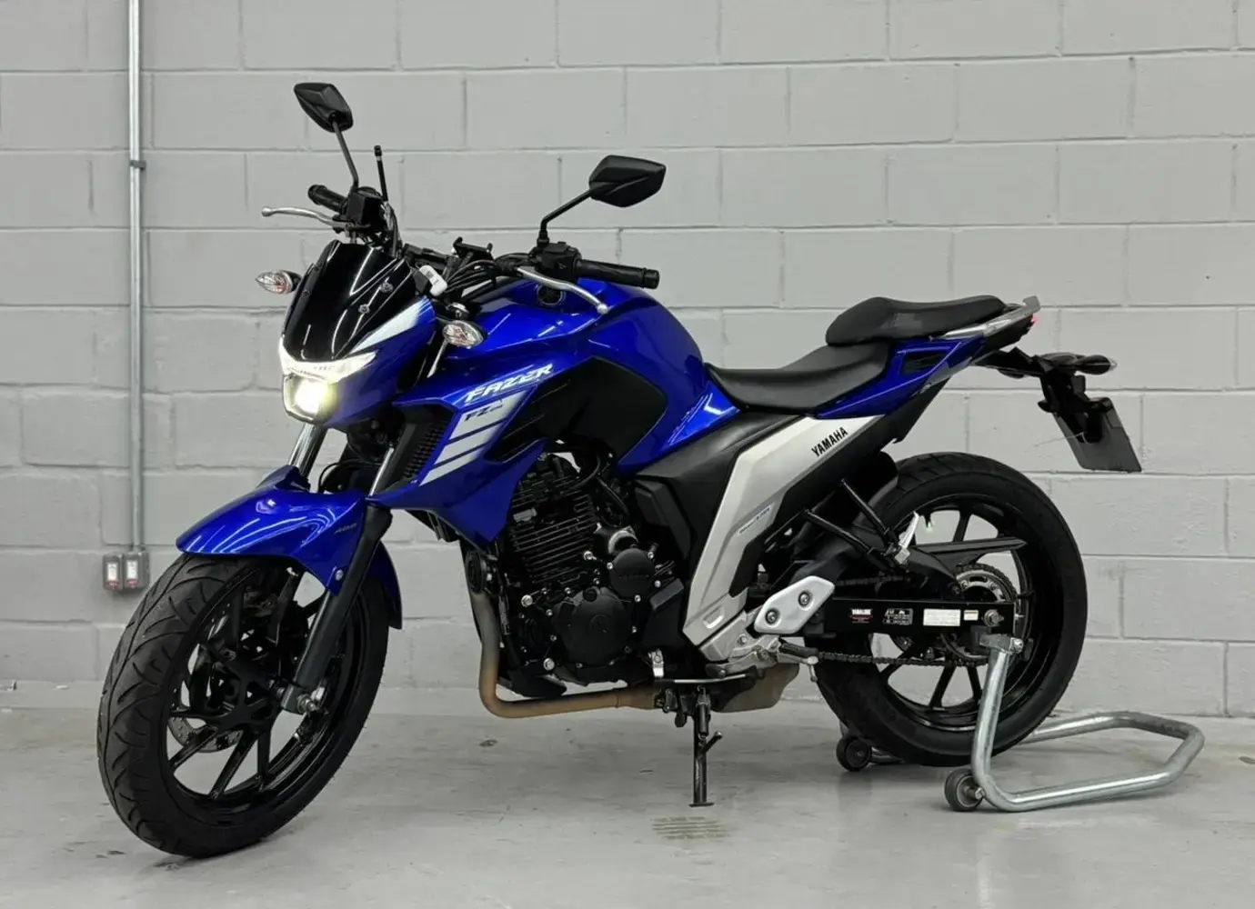 galeria FZ25 250 FAZER FLEX