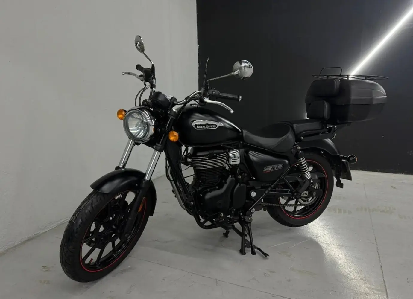 galeria Meteor 350 Stellar