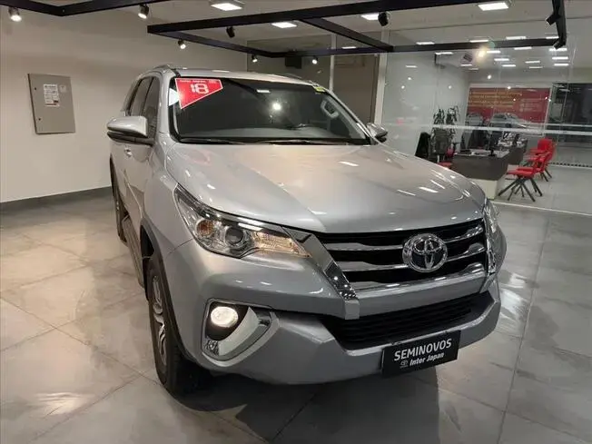 HILUX SW4 2.7 SRV 7 LUGARES 4X2 16V FLEX 4P AUTOMÁTICO
