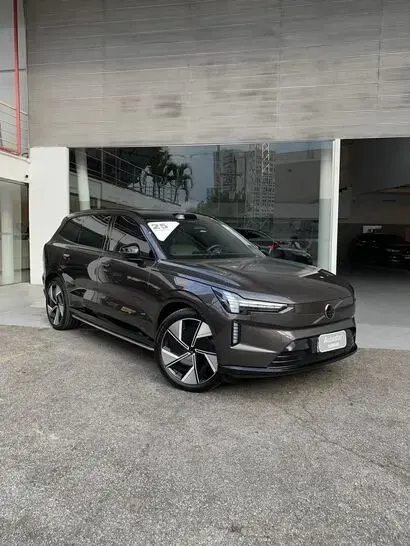 Volvo EX90 Twin Ultra P8