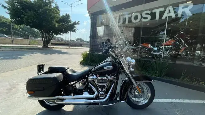 Harley Davidson Heritage Classic FLHC/FLHCS