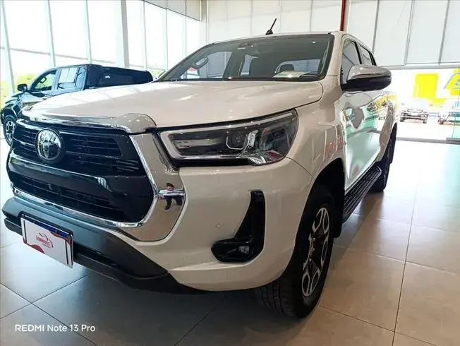 HILUX 2.8 D-4D TURBO DIESEL CD SRX 4X4 AUTOMÁTICO