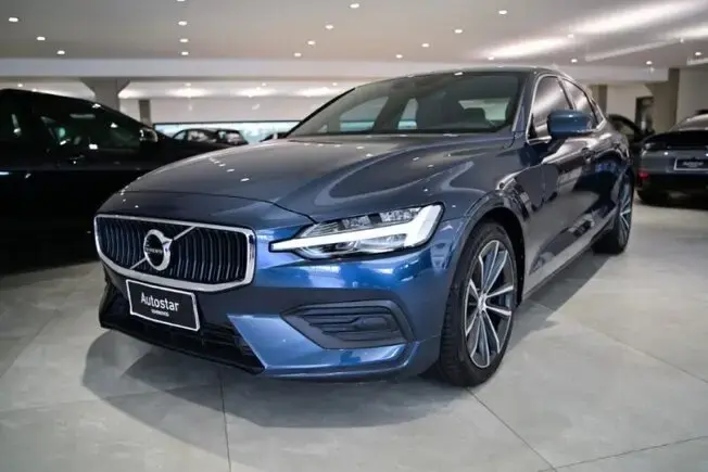 Volvo S60 T4 MOMENTUM 2.0