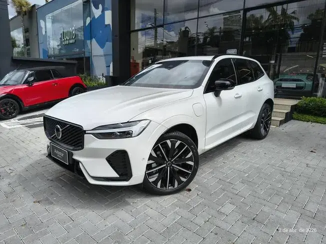 Volvo XC60 Ultra Dark PHEV