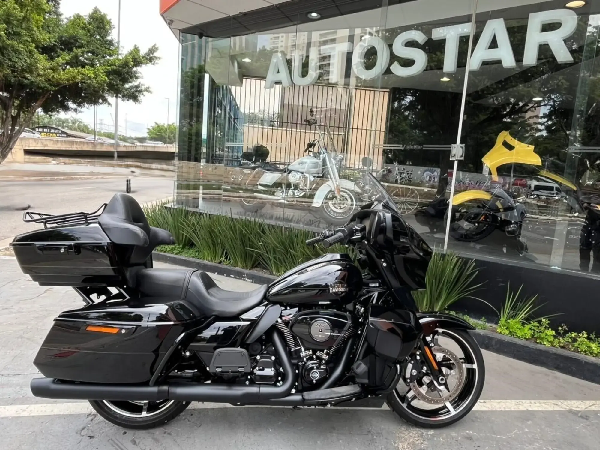 Street Glide Ultra