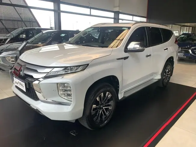 Mitsubishi PAJERO SPORT 2.4 16V MIVEC TURBO DIESEL HPE-S AWD AUTOMÁTICO