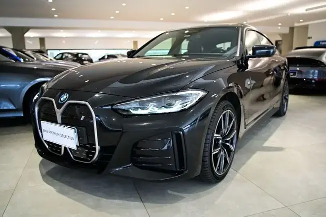 Bmw i4 eDrive 35 M Sport (Aut.) (Elétrico)