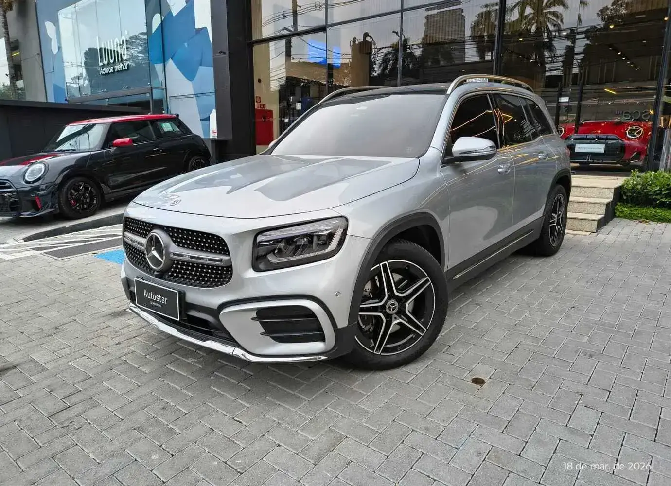 Mercedes Benz GLB 220 4M AMG Line