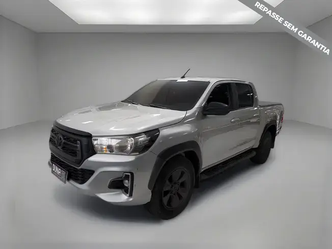 Toyota HILUX 2.8 SR 4X4 CD 16V DIESEL 4P AUTOMÁTICO