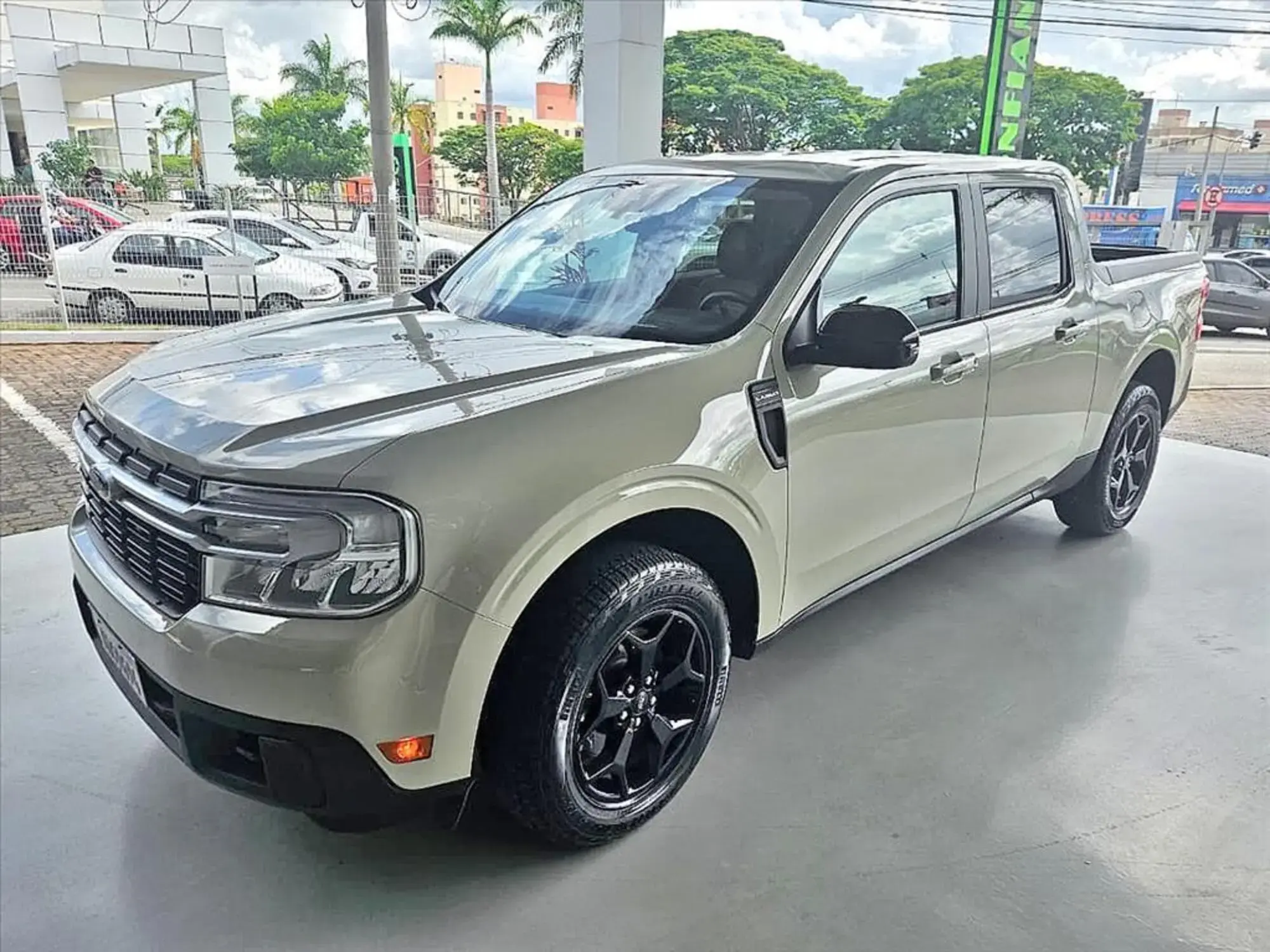 MAVERICK 2.0 ECOBOOST GASOLINA LARIAT FX4 AUTOMÁTICO