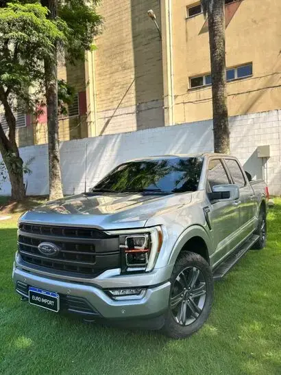 Ford F-150 Lariat 4x4 5.0 V8