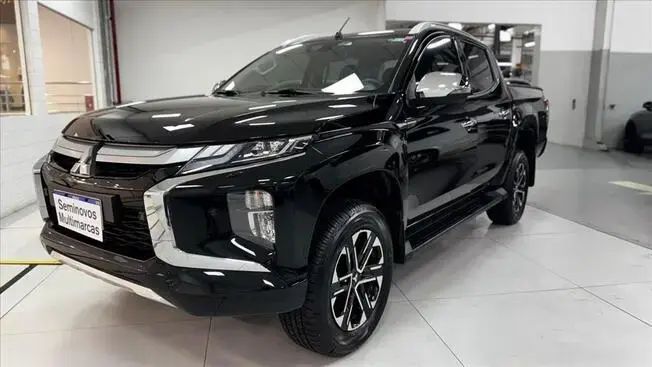 Mitsubishi L200 TRITON 2.4 16V TURBO DIESEL SPORT HPE-S CD 4P 4X4 AUTOMÁTICO