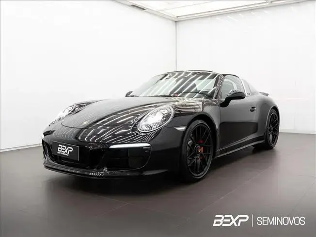 911
