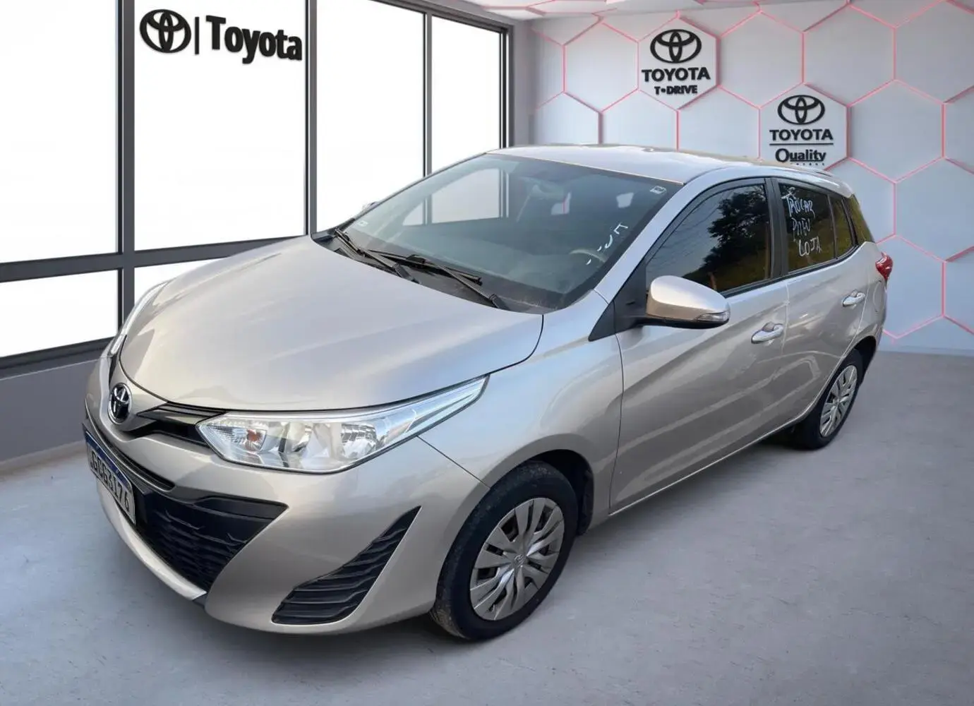 galeria Yaris